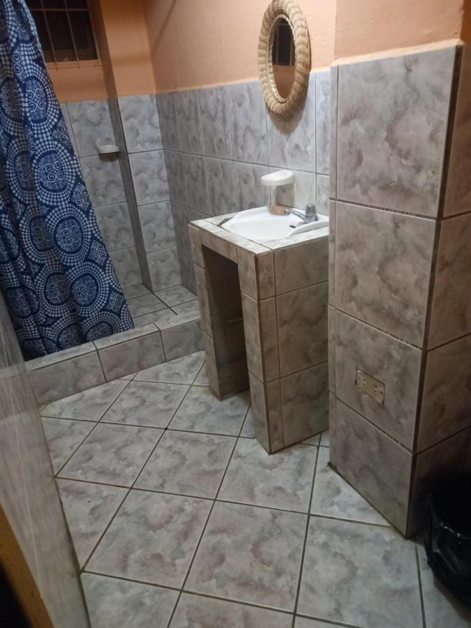 House Of The Macaws Bed & Breakfast Tárcoles Exterior photo
